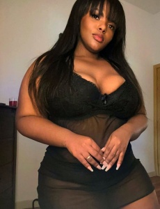 Briella, encantadora