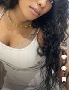 Cristina preciosa morena