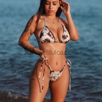 Me llamo kendall, estoy de vacaciones en tu ciudad, soy una hermosa chica colombiana de 20 años muy alegre, Alicante