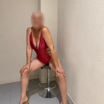 Paula, madurita entregada e implicada, Benidorm