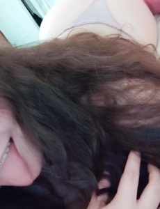 Hola soy cloe universitaria independiente de 18 añitos