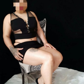 Vanesa, masajista y acompañante, Alicante