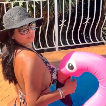 Viviana guapa masajista mexicana en villa, Alicante