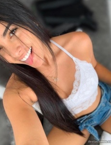 Soy samanta ¿te gustaría quedar conmigo?