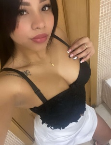 Andrea, escort estudiante aventurera