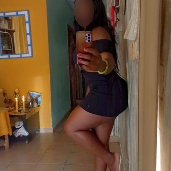 Yessica es mi nombre y mi belleza morena, Benidorm