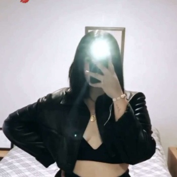 Valeria gómez, Elda