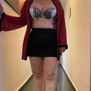 Sara madurita cariñosa, Elche