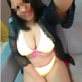 Nikol hermosa latina, Alicante