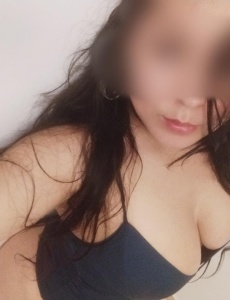 Jovencita latina amorosa