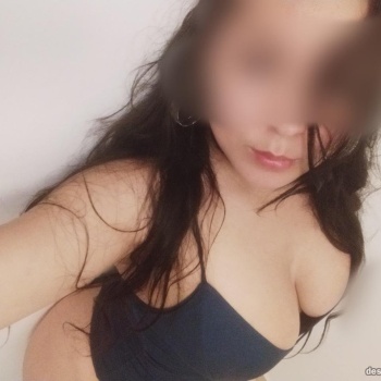 Jovencita latina amorosa, Alicante