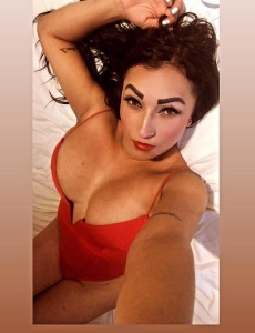 Nicole chica nueva en la zona de benidorm