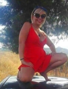Pamela new in town and gorgeous blonde girl lets go have funny