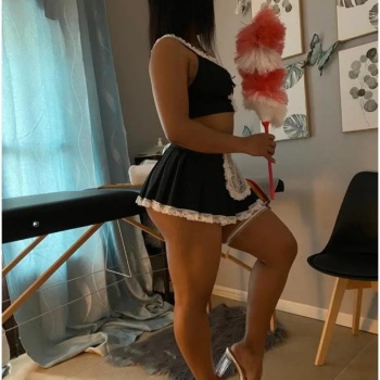 Diosa con una piel canela trato de novio, Elda