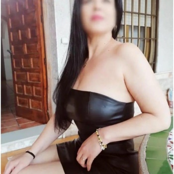 Amigas muy, Elda