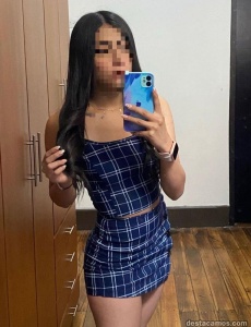 Latina traviesa , solo por unos días