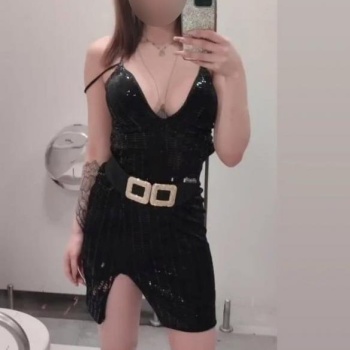 Soy nerea, una chica exuberante lista para hacer, Benidorm