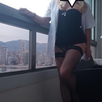 Madurita masajista profesional visa bizum, Alicante