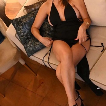 Bea, madurita, muy cañera, Alicante