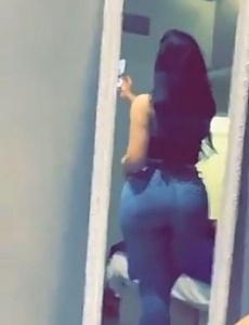 Hermosa latina
