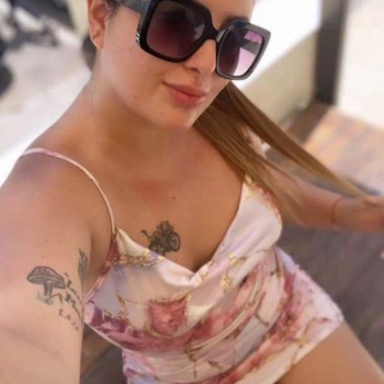 Violeta jovencita masajista venezolana en javea, Jávea