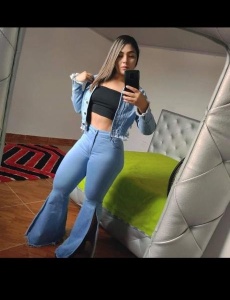 Chica rubia excelente salidas 24h