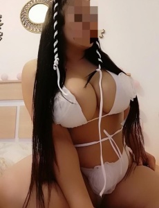 Me llamo isabel colombiana me desplazó a hoteles pueblos y todo madrid