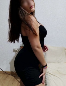 Cloe, española de 20 años. Zona centro
