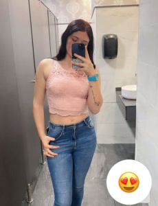 Ainhoa joven peliroja nueva en alicante
