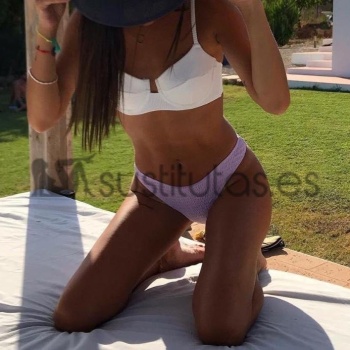 Hola, me llamo laura, soy una chica guapa y elegante, mis fotos son reales, Alicante
