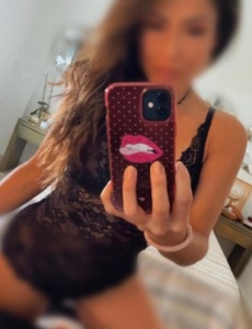 Silvana masajes selectos divertimento y discreciÓn