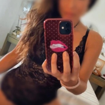 Silvana masajes selectos divertimento y discreciÓn, Teulada