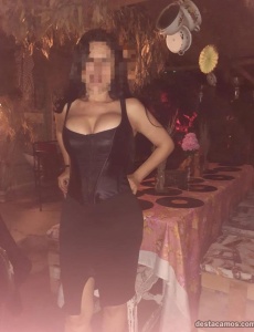 Novedad guapísima dama