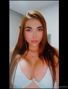 Ariana encantadora y ️‍