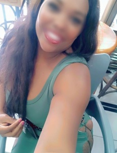 ¡Hola! Soy Yessica, una escort , divina y