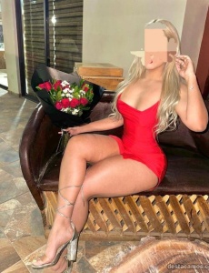 Nora latina , corvi cariñosa soy nueva en tu sona amor