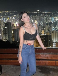 Jovencita cariñosa