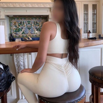 Colombiana morena con unas curvas de infarto, Torrevieja