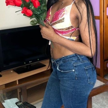 Hola mis betes soy pamela soy nueva en, Alicante