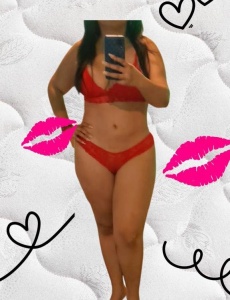 Chica con curvas elda