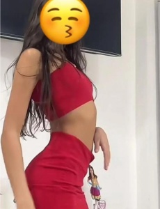 Guapisima completita varias amigas