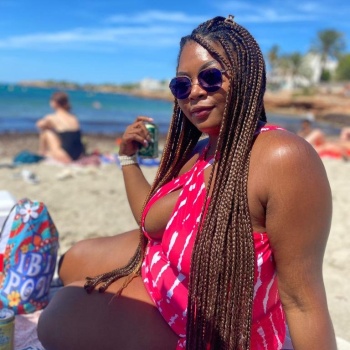 Mulata colombiana últimos días en la isla, Alicante