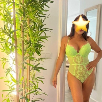 Estrella ⭐️ linda latina de paso en tu ciudad, Alicante