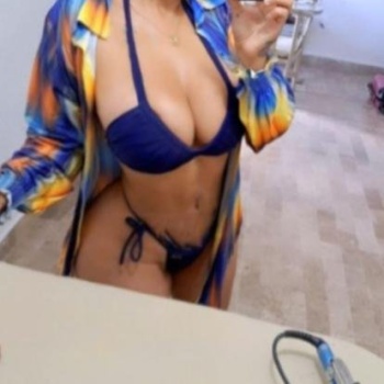 Bella latina argentina cordobesa super en cuerpo, Benidorm
