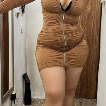 Hola me presento soy una, Elche