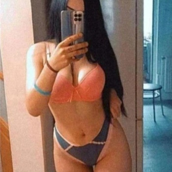 Hola me llamo adina una morena muy simpatica amorosa, Benidorm