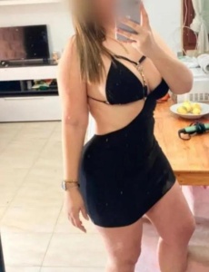 Elche elena española cariñosa