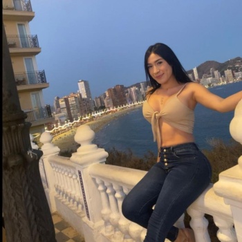 Somo 4 amiguitas latina en benidorm Únicas exclusivas de trató vip llámanos o escríbenos, Benidorm