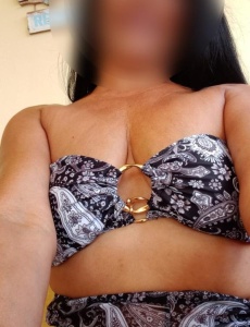 Novedad en moraira por unos dias camila madura