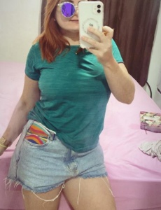 Linda ruiva